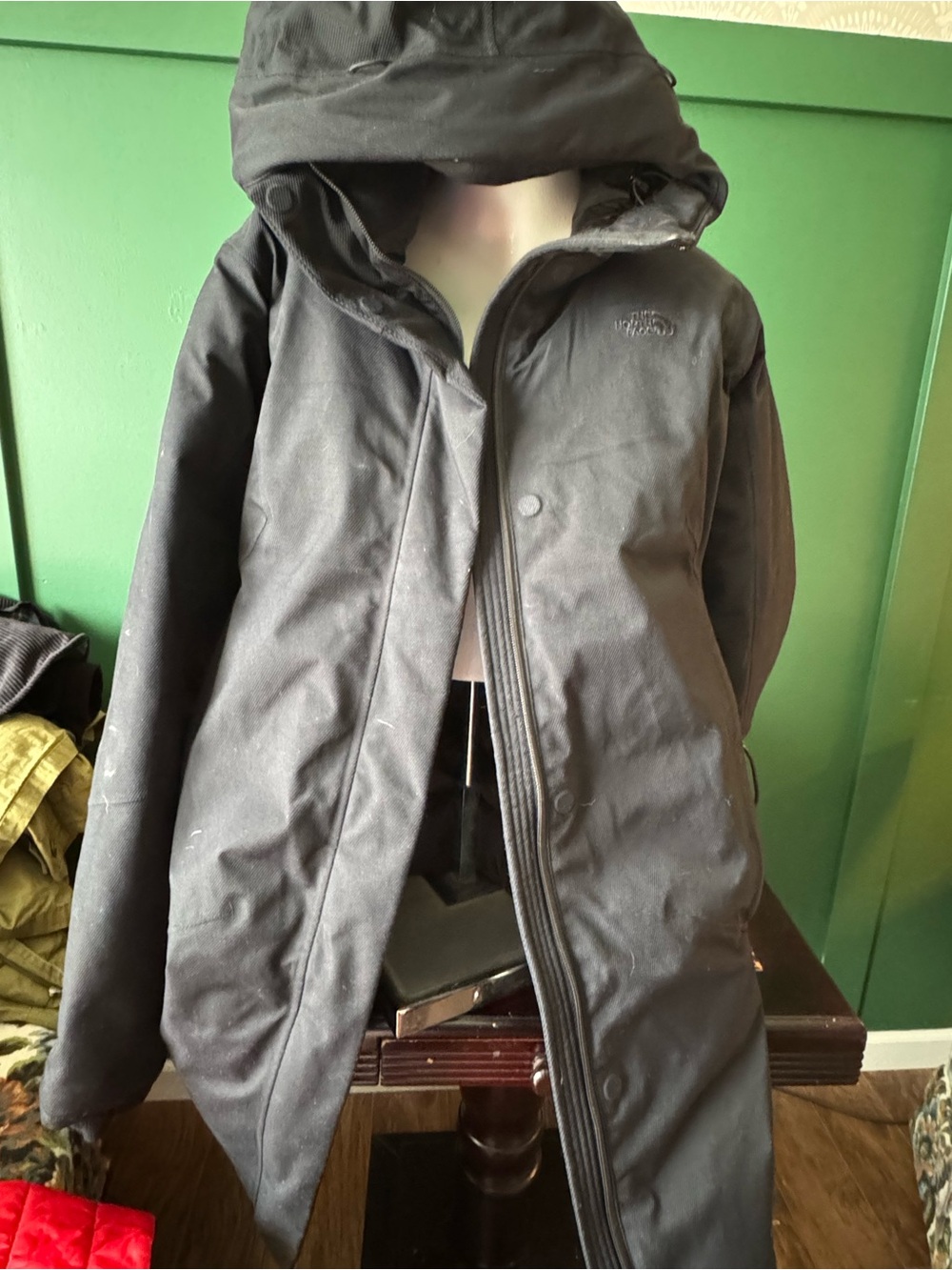 The North Face Womens Black Hooded Puffer Coat